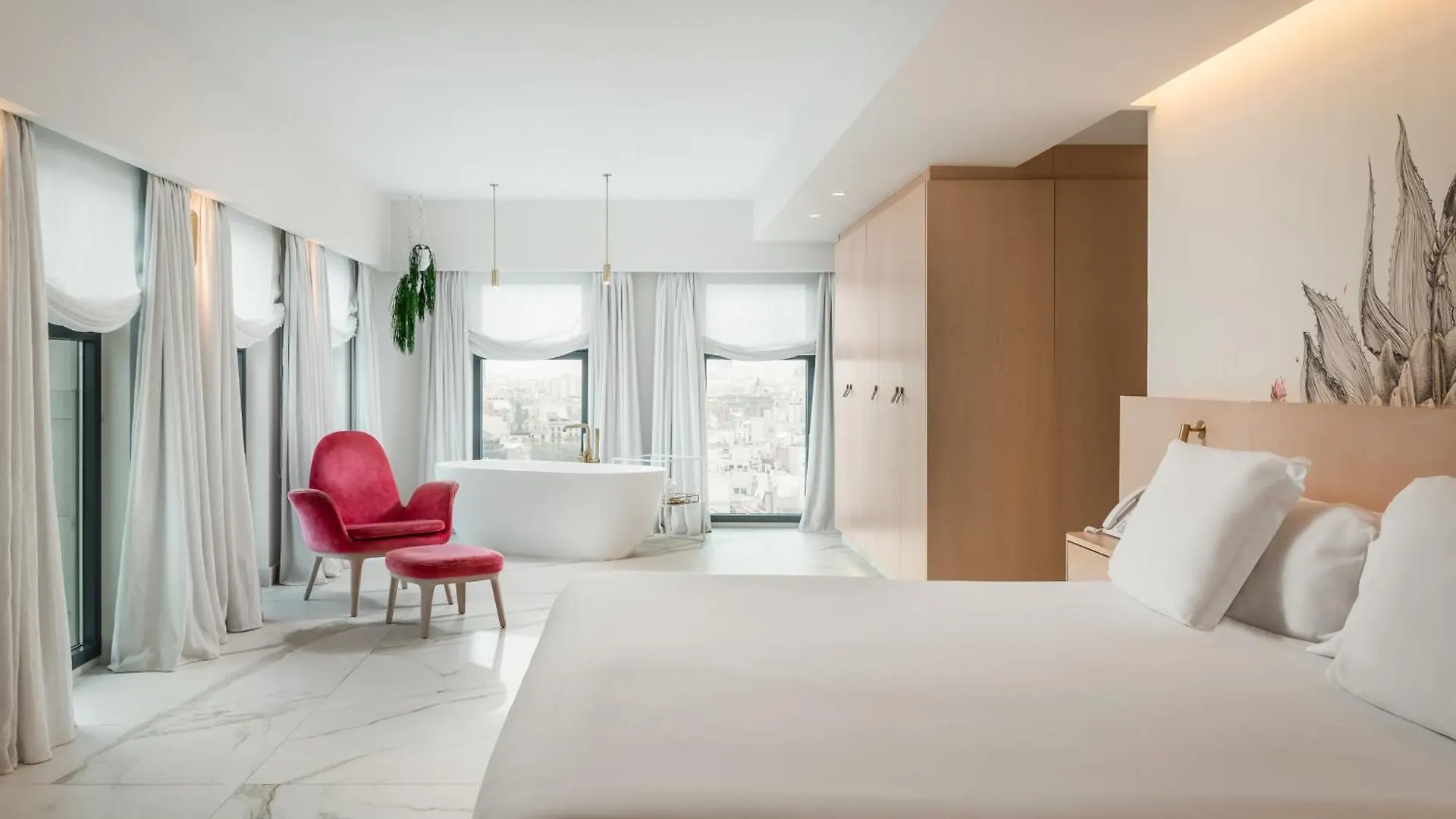 45 Times Barcelona Hotel
