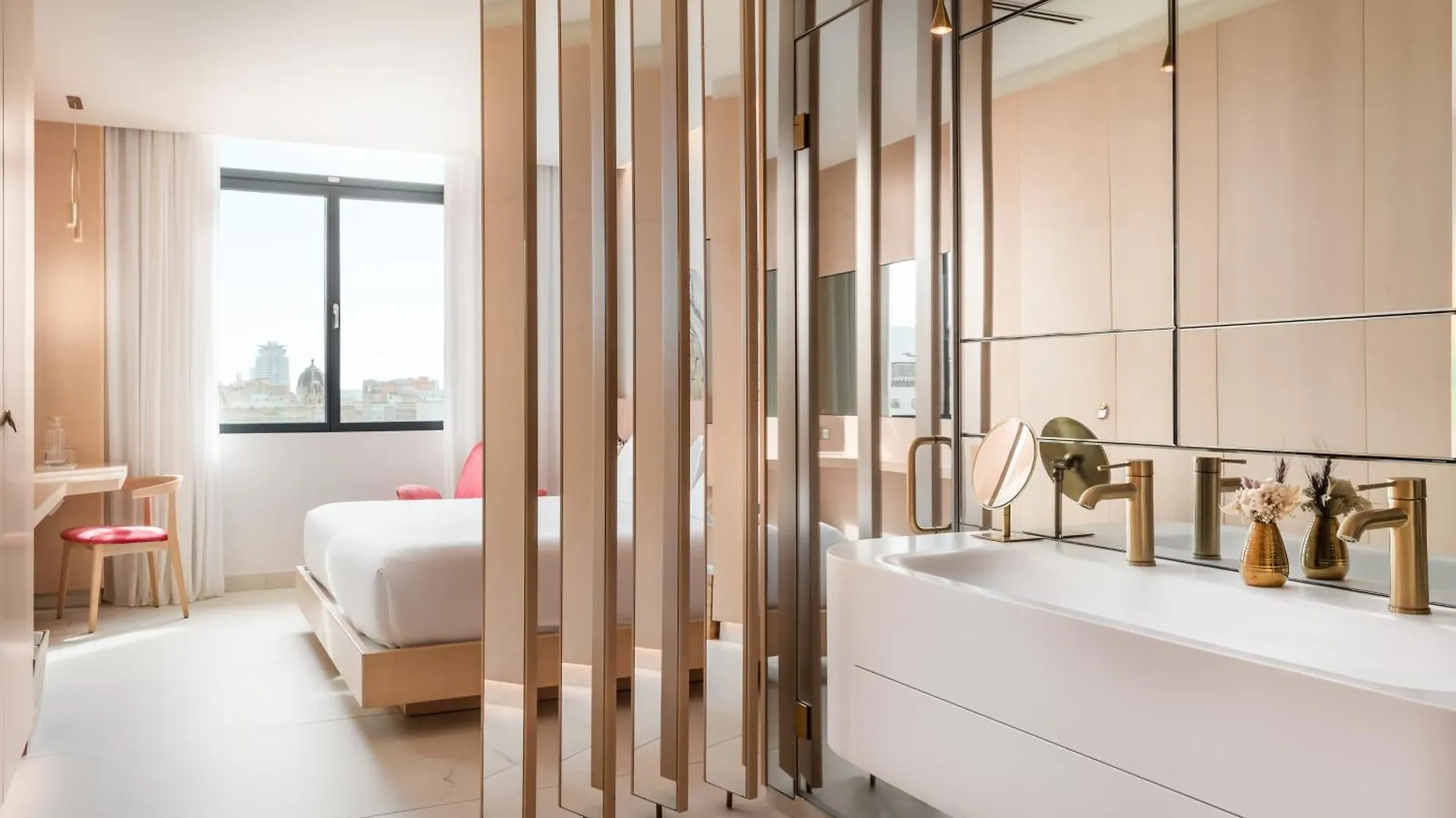 45 Times Barcelona Hotel