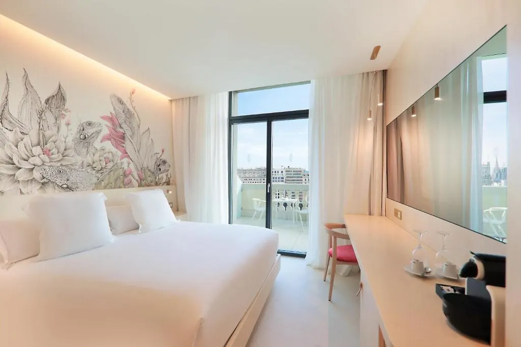 45 Times Barcelona Hotel