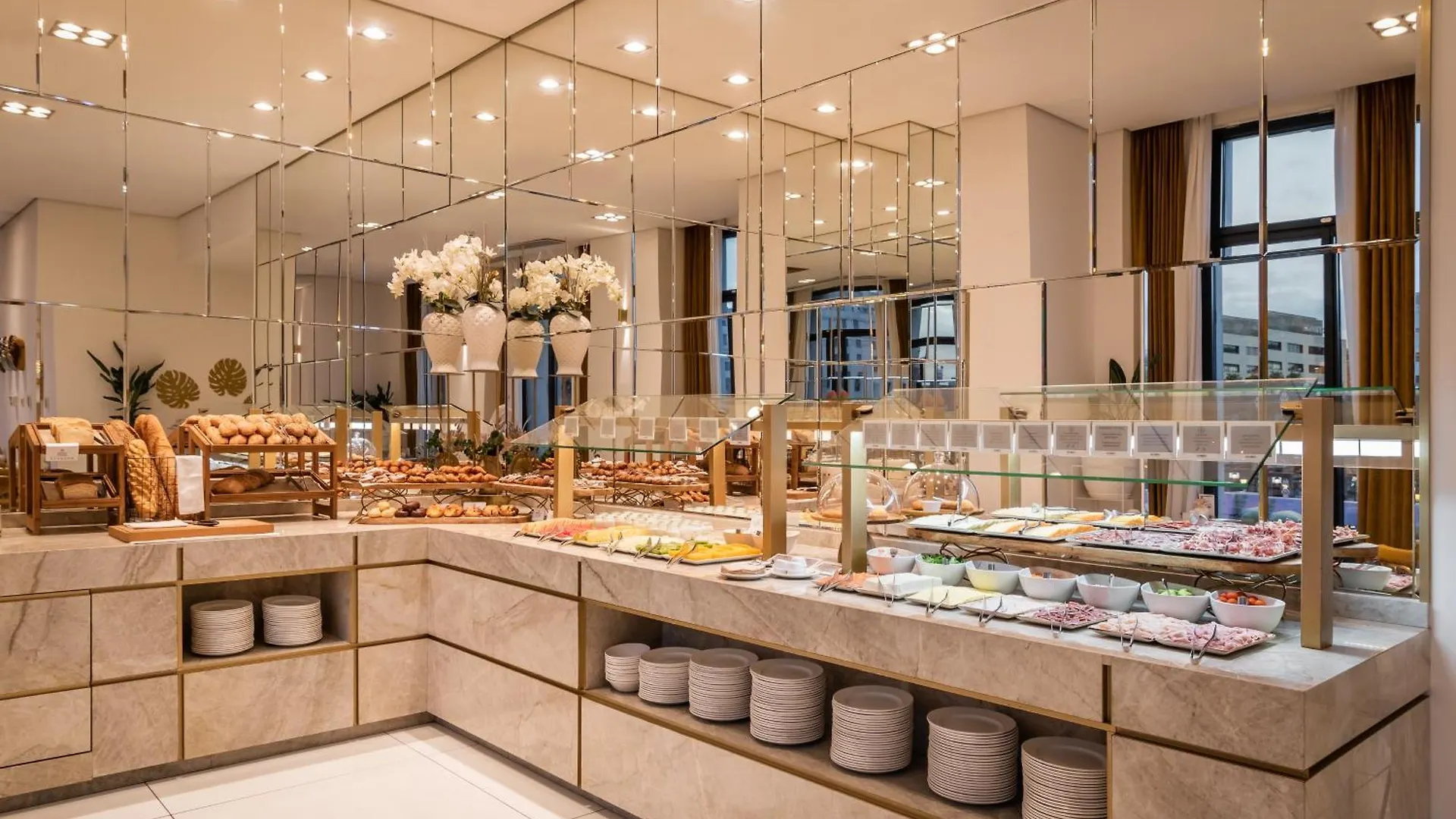 45 Times Barcelona Hotel