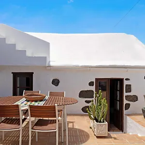 Casa Lupe - Tipica Casa-patio Tatil Evi Teguise (Lanzarote)